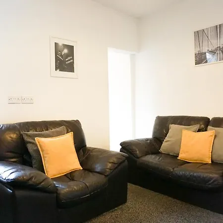 3 Bedroom House - In Furness